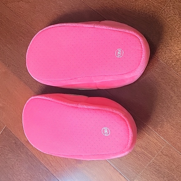 LIKE NEW Harper Canyon Watermelon Slippers - Picture 5 of 5